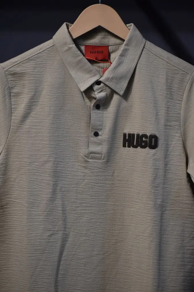 HUGO T-SHIRT